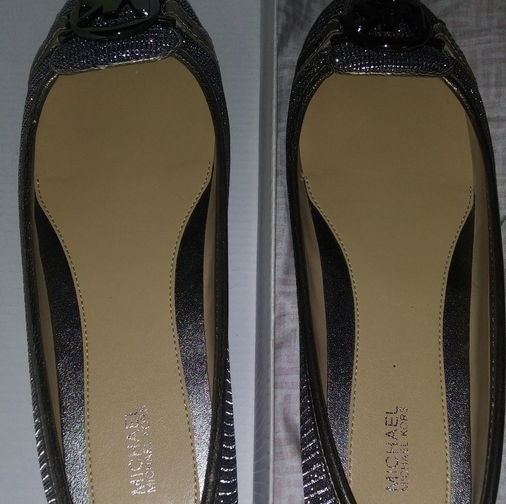 Woman mk shoes